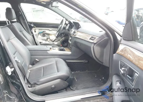 2015 Mercedes-Benz E 350 4Matic z USA, uszkodzony, nr VIN WDDHF8JB7FB092565